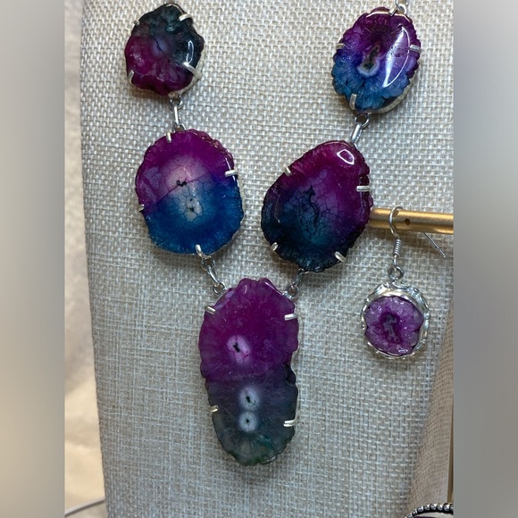 Vintage Solar Quartz Beads, Blue Pink and Gray Colored necklace, Ring & Earrings - Picture 7 of 12